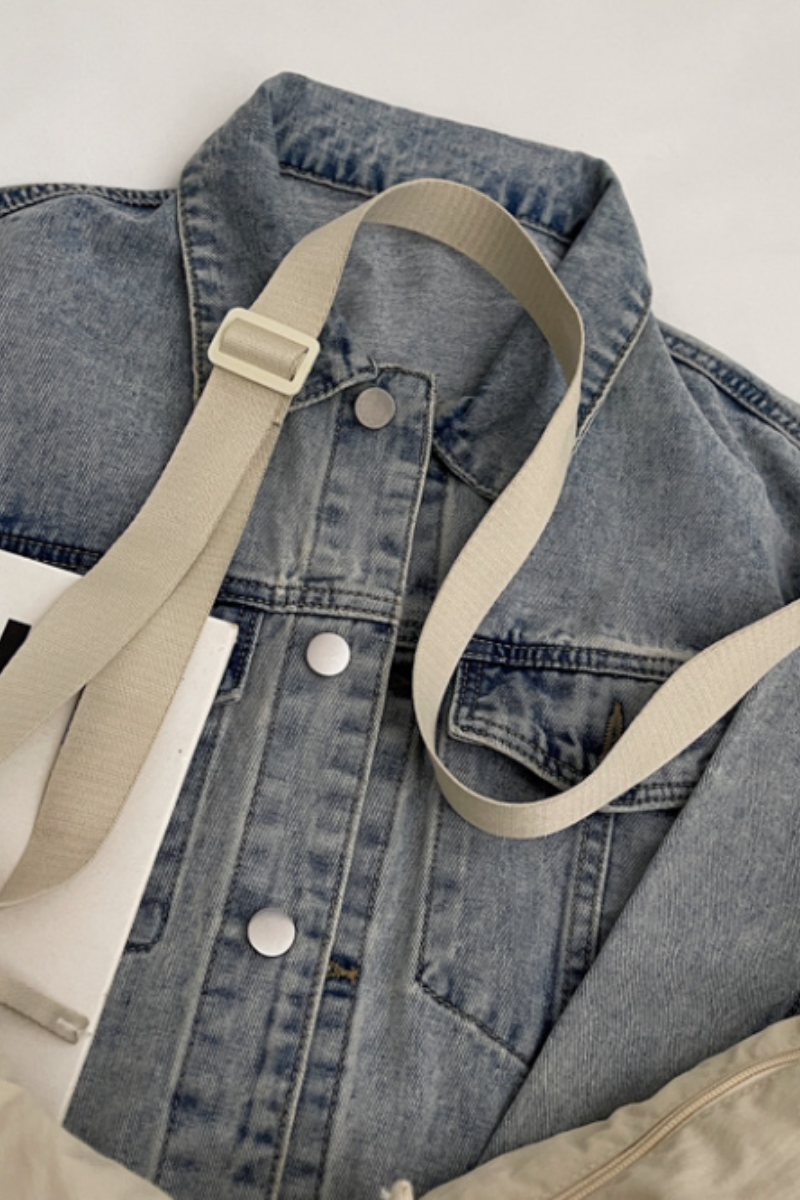 Fashionable Nylon Dumpling-Shaped Sports Crossbody Bag