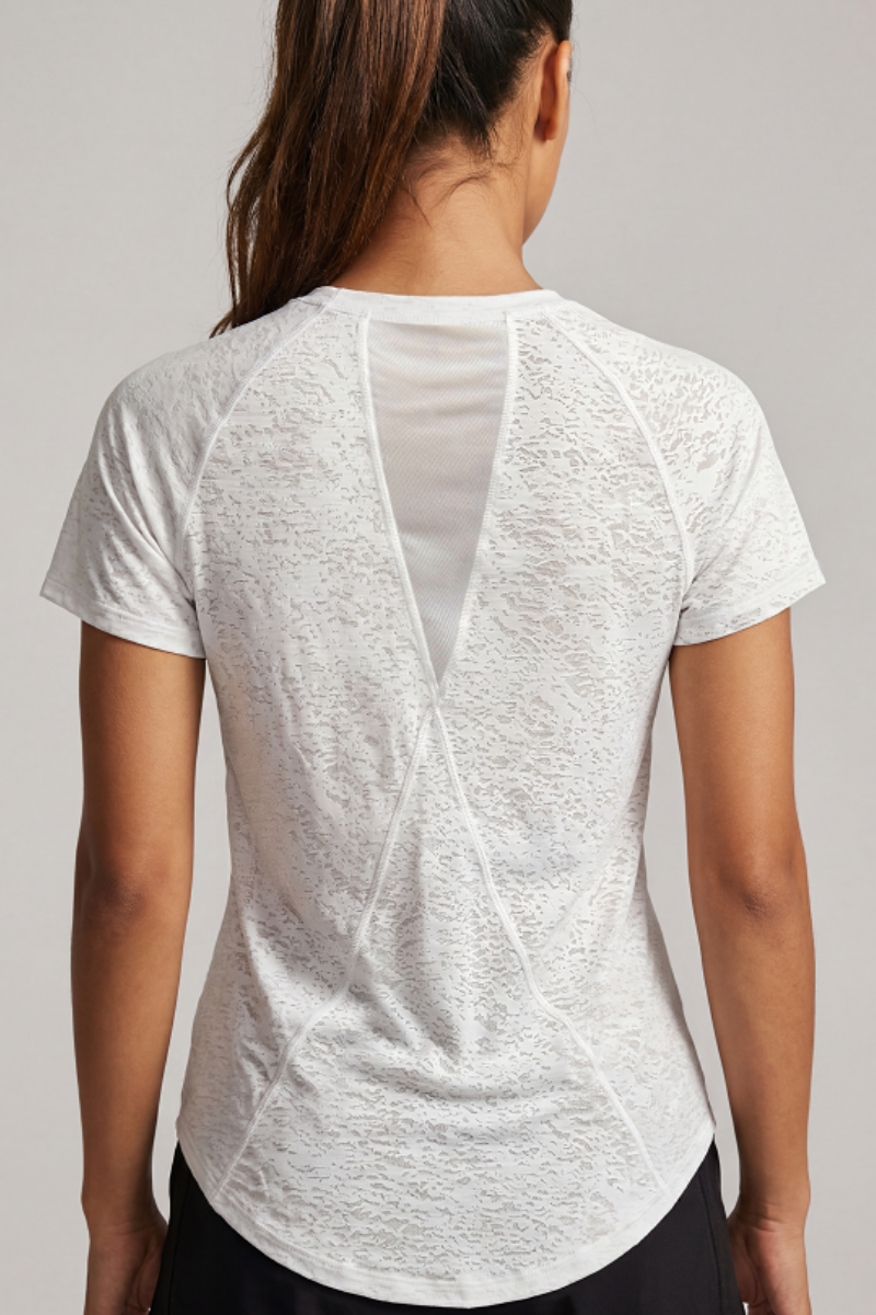 Women's Breathable Mesh Splicing Back Curved Hem T-shirt