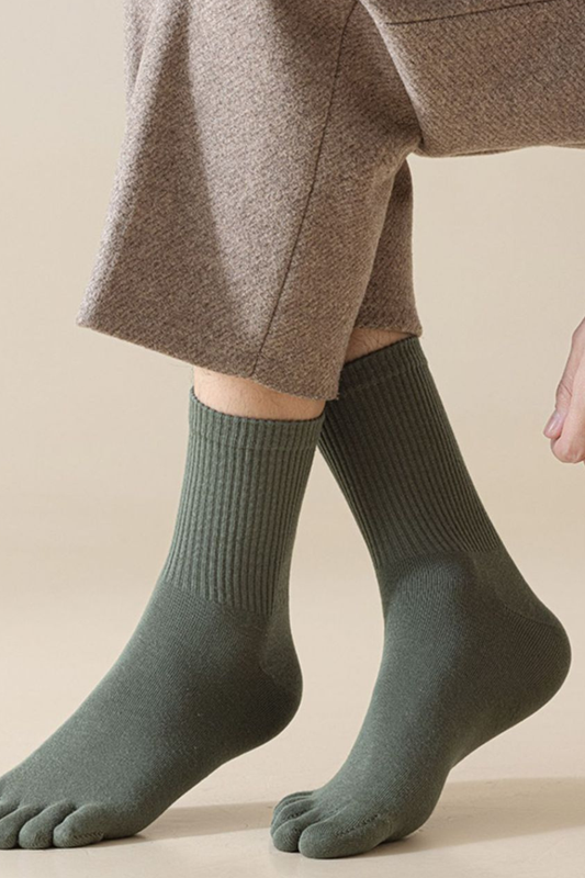 Men's Solid Color Toe Separator Cotton Crew Socks