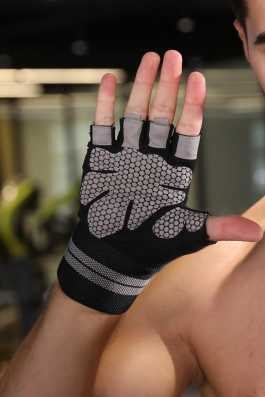 Unisex Sports Breathable Half Finger Non-Slip Gym Gloves
