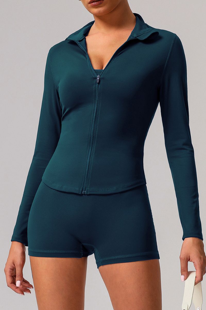 Short-sleeved sports T-shirt and shorts 2-piece set