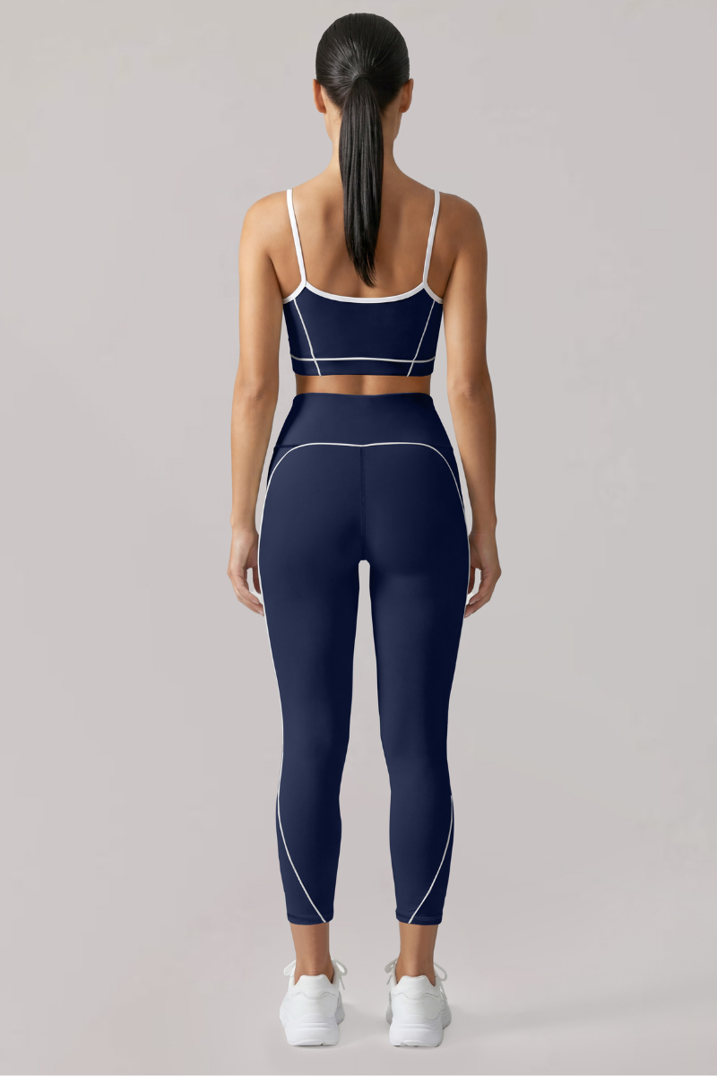 Women's Contrast-Line Bra And Capri Leggings Yoga Set