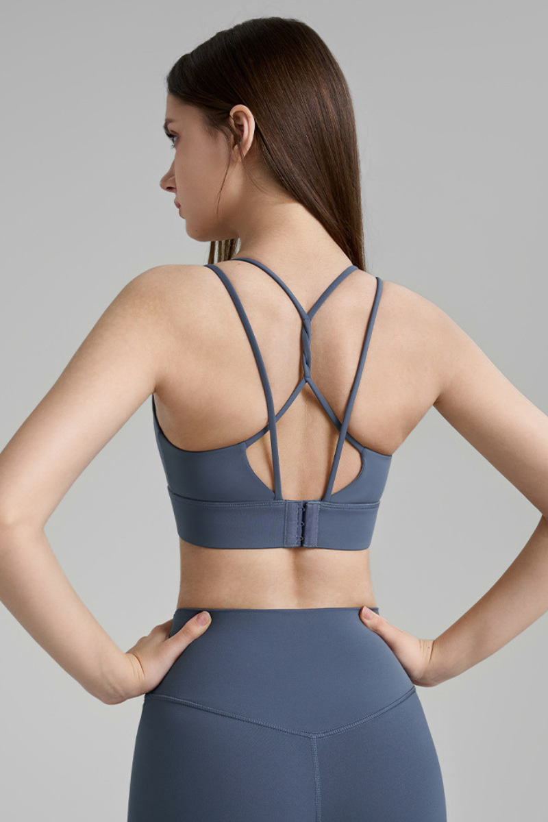 Women's Athletic U-Neck Crisscross Back Sports Bra