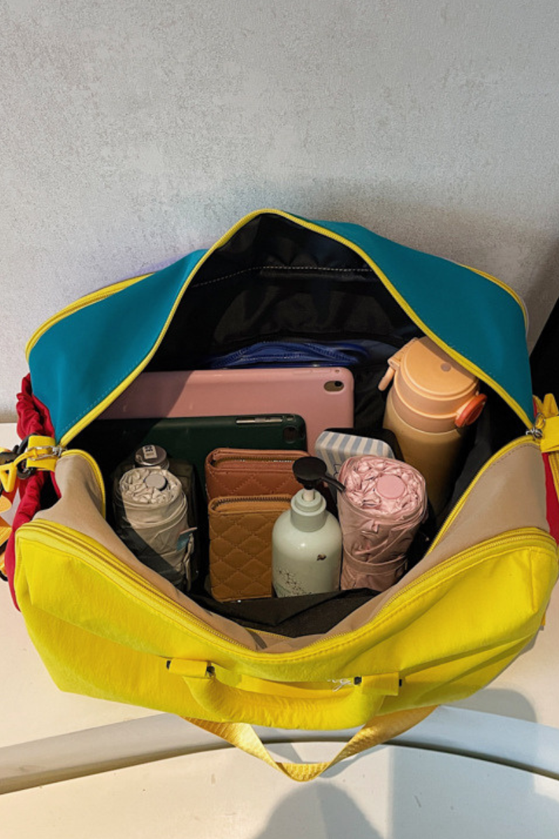 Dopamine Color Scheme 2-in-1 Handheld & Crossbody Sports Bag