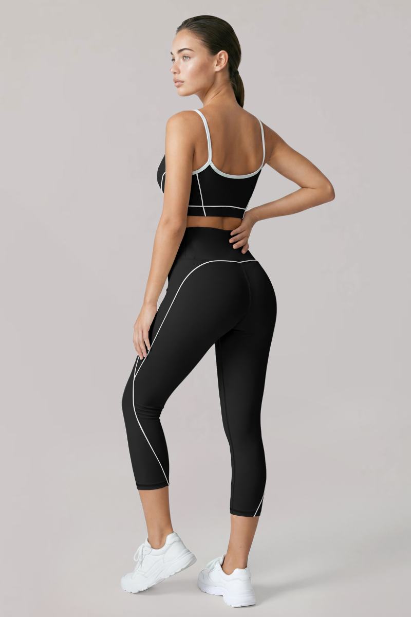 Women's Contrast-Line Bra And Capri Leggings Yoga Set