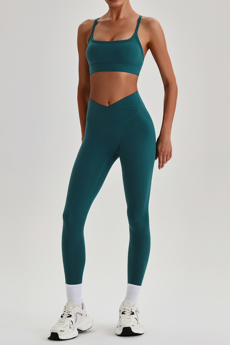 Women's  Crisscross Back Bra & V-Waist Yoga Leggings Set