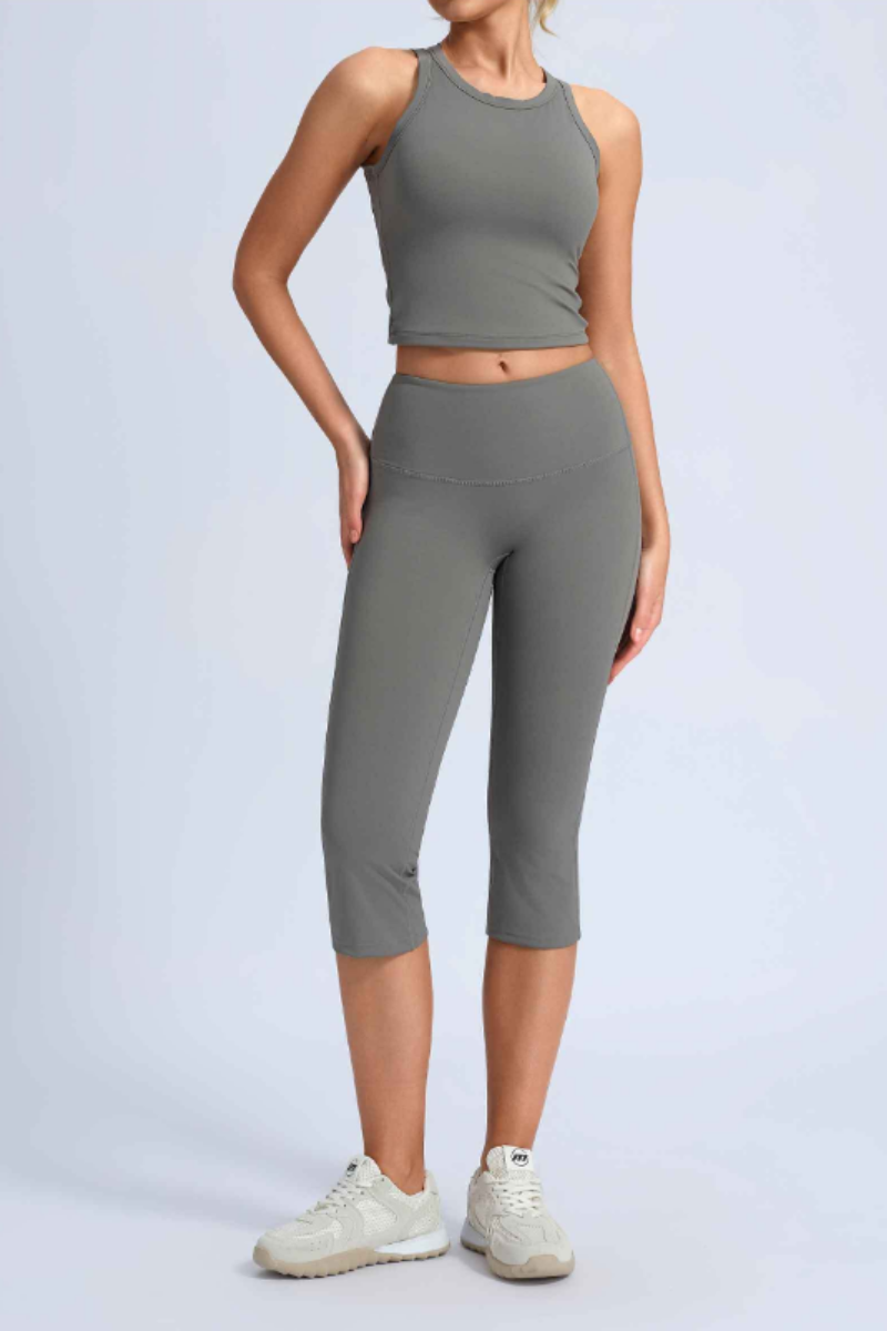 Women Sport Sets:Cut Out Tank Top And Capri-Length Leggings