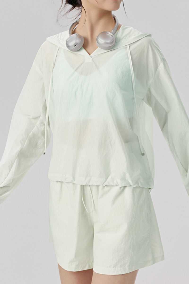 Women's Lightweight Sunscreen Sets:Hoodie And Shorts