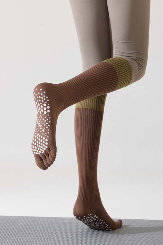 Color Block Non-Slip Knee-High Yoga Five-Toe Socks