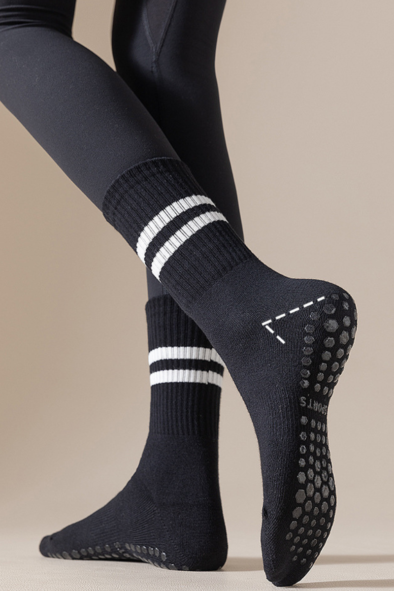 Mid-Calf Color Block Professional Anti-Slip Yoga Socks