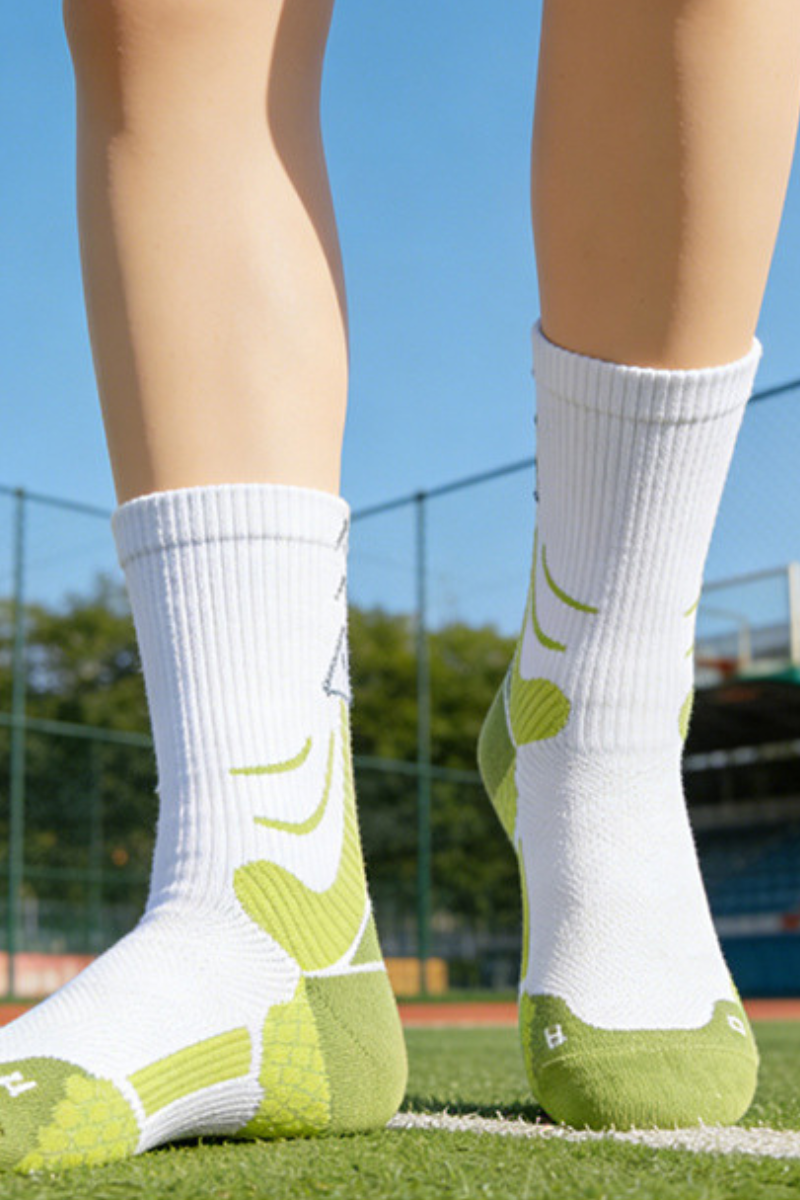 Moisture-Wicking Breathable Athletic Crew Socks