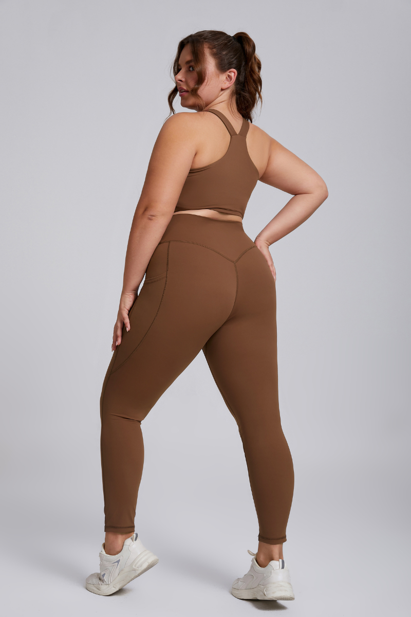 Plus Women's Butter-Soft Sports Bra & Pocket Yoga Leggings Two-Piece Set