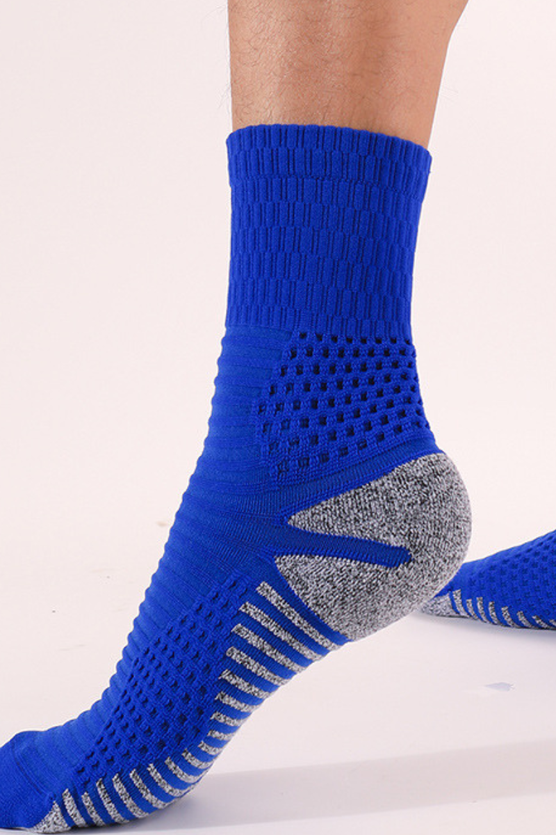 Gradient Ombre Quick-Dry Non-Slip Basketball Crew Socks