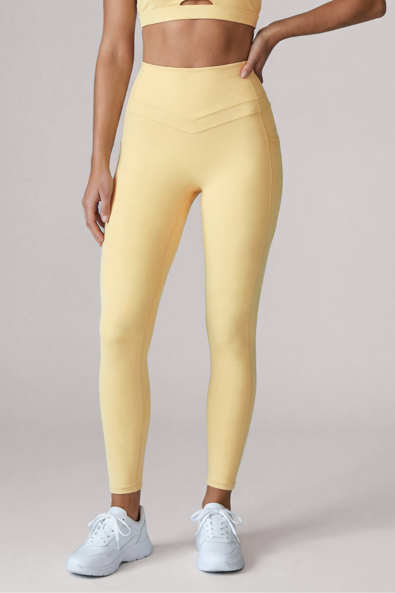 Women's Athletic High Rise Peach Butt 9/10 Yoga Leggings