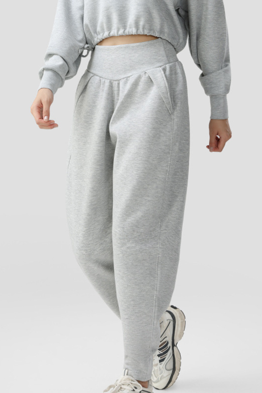 Women's High Rise Joggers with Pleated Waist and Side Pocket
