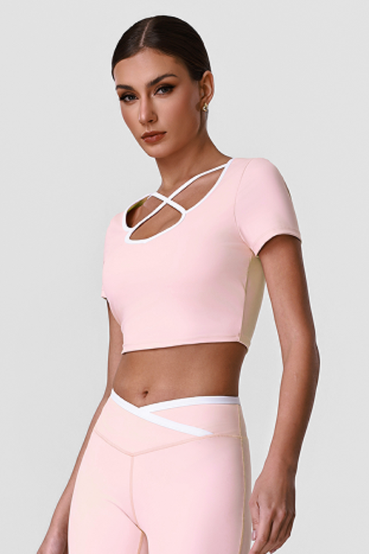 Women's Contrast Cross Cutout Neckline Cropped Workout Tee
