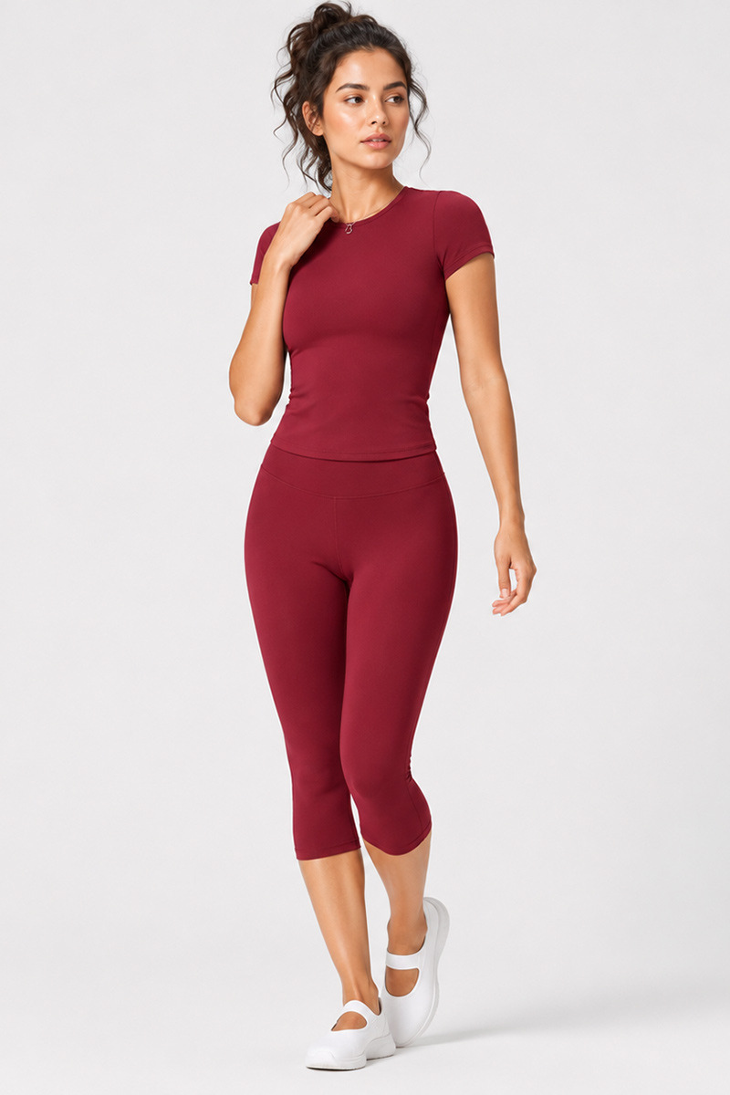 Women's Cropped Crew Neck Tee & Capri Leggings Workout Sets