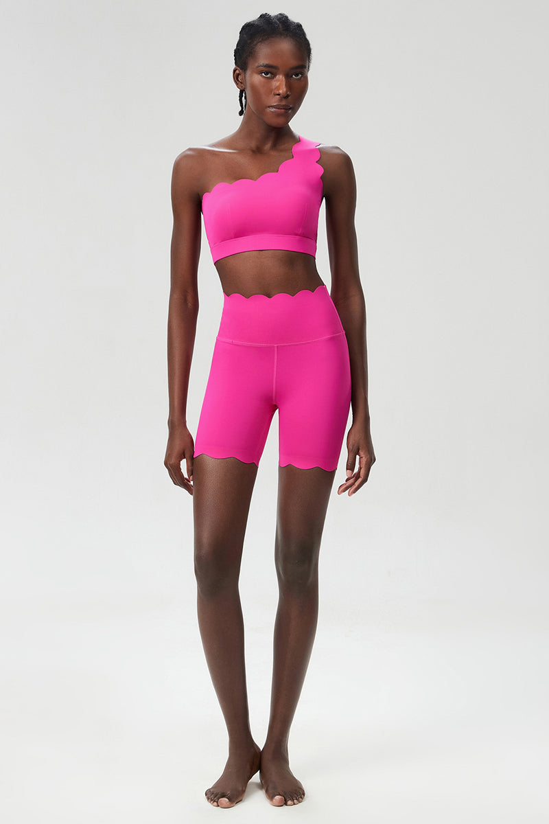 Women Scalloped High-Neck Plus Size Yoga Set - One-Shoulder Quick-Dry Bra & Wave Hem Shorts