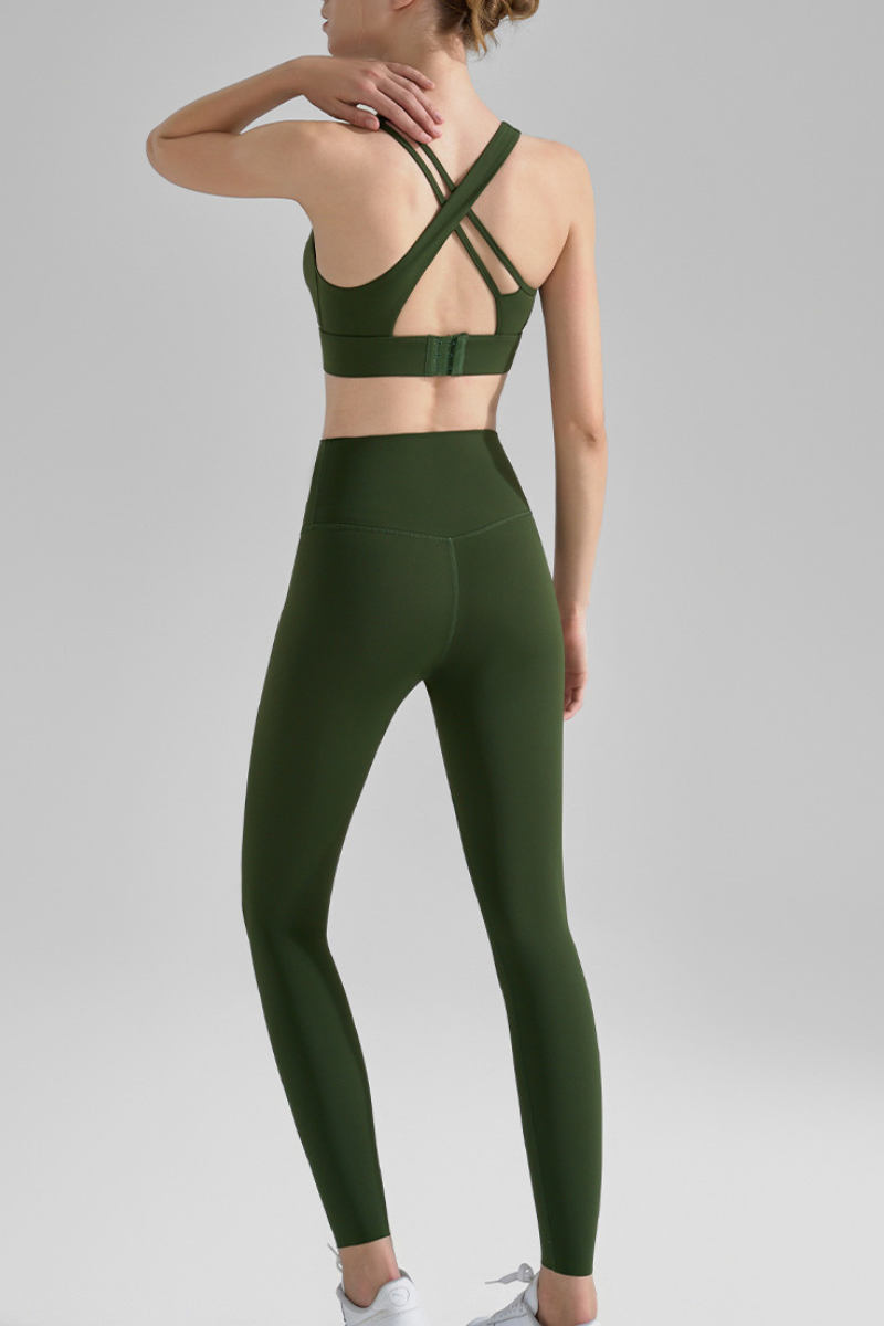 Women's Athletic Sets:U-Neck Cross Back Bra And Leggings