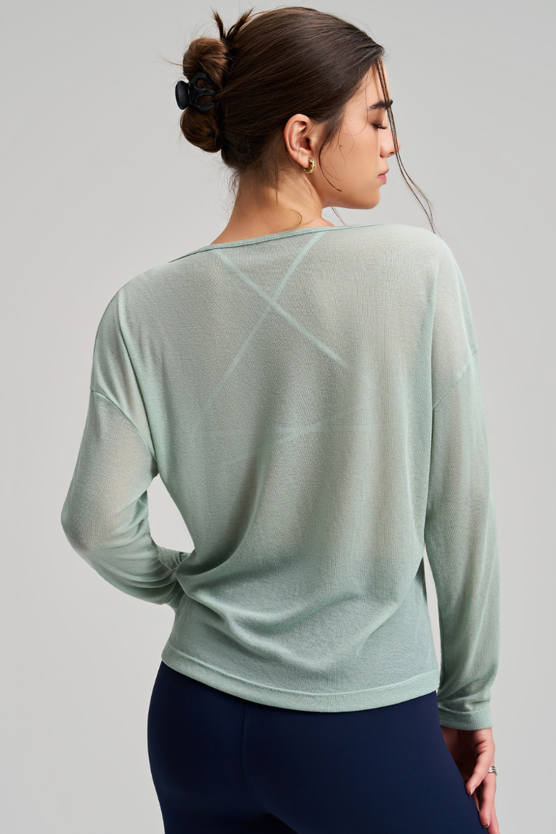Women's Loose Lightweight Sheer Solid Long-Sleeved Top