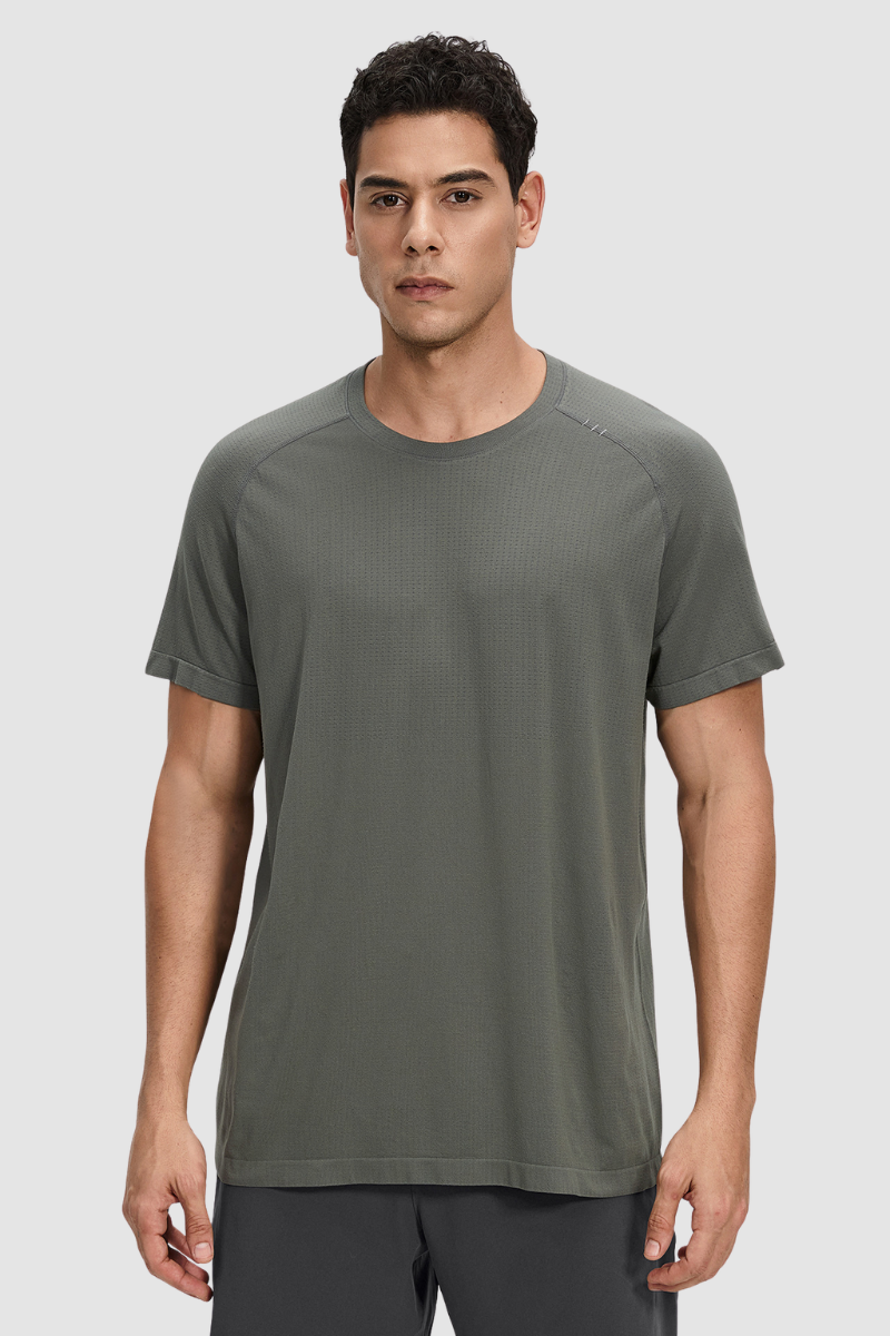 Men's Summer Seamless Mesh Quick-Dry Breathable Tee
