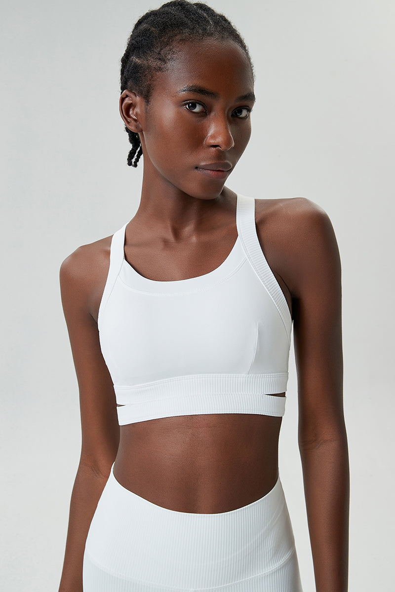 Back buckle cross-back sports bra