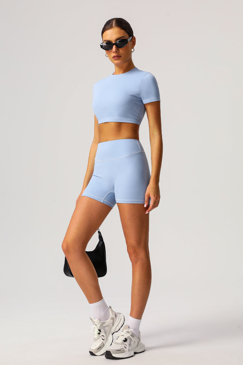 Cropped sports T-shirt + classic sports shorts 2-piece set