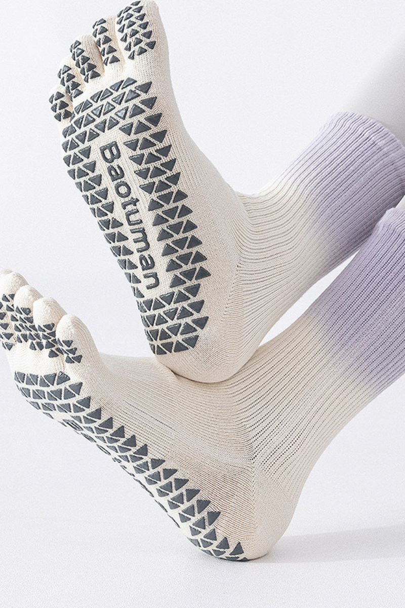 Women's Gradient Separator Anti-Slip Yoga Crew Cotton Socks