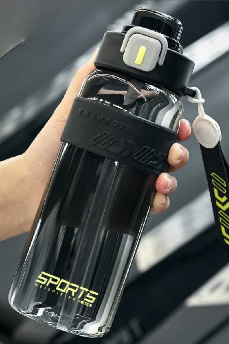 Outdoor Portable Thickened 800ML Heat Resistant Water Bottle