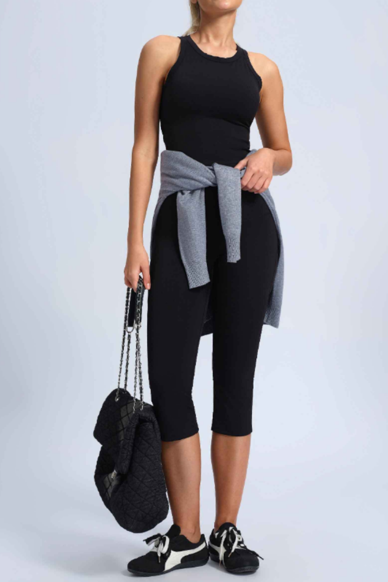 Women Sport Sets:Cut Out Tank Top And Capri-Length Leggings
