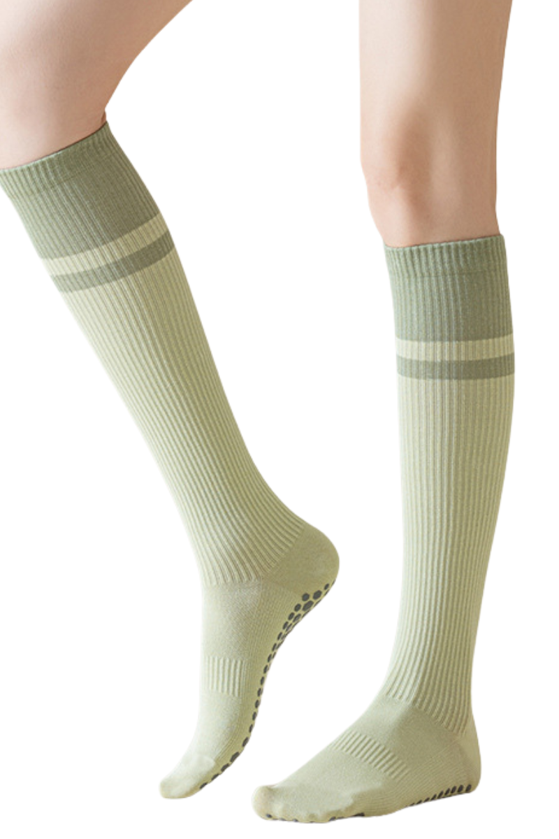 Non-Slip Grippy Dots Knee-High Yoga  Pilates Socks