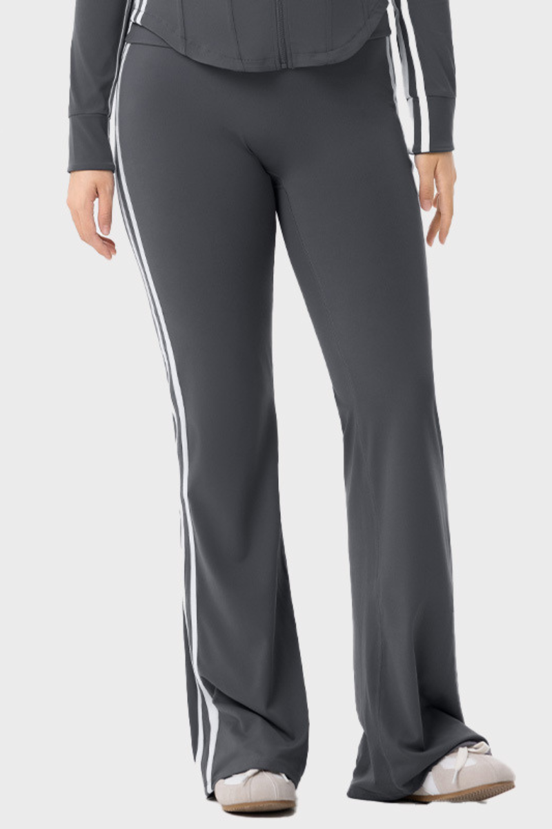 Plus Size Women's Color Block Side-Stripe Flared Yoga Pants