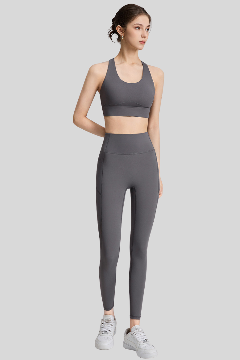 Women's Athletic Sets:U-neck Bra And Mesh-Panel Leggings