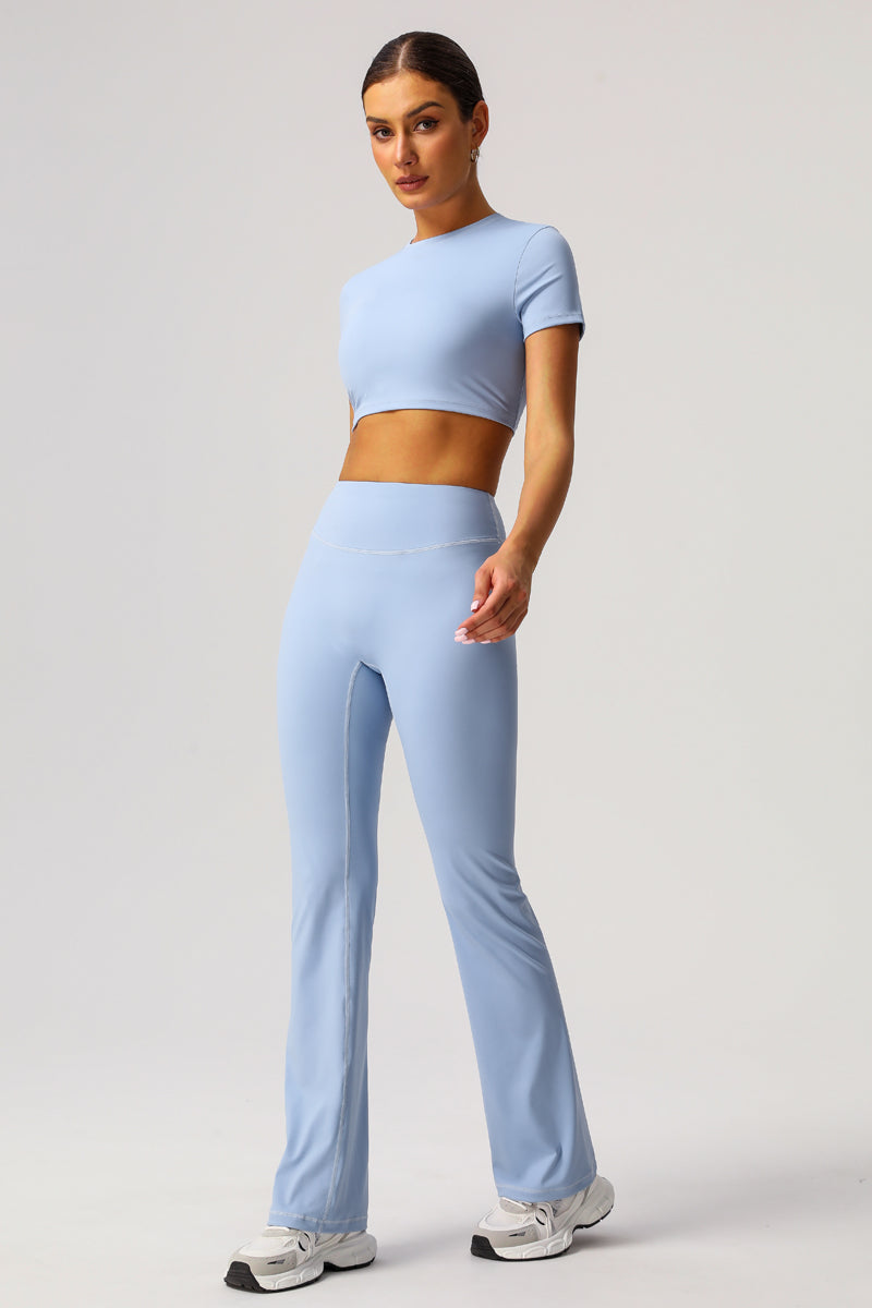 Cropped sports T-shirt + micro flared pants 2-piece set