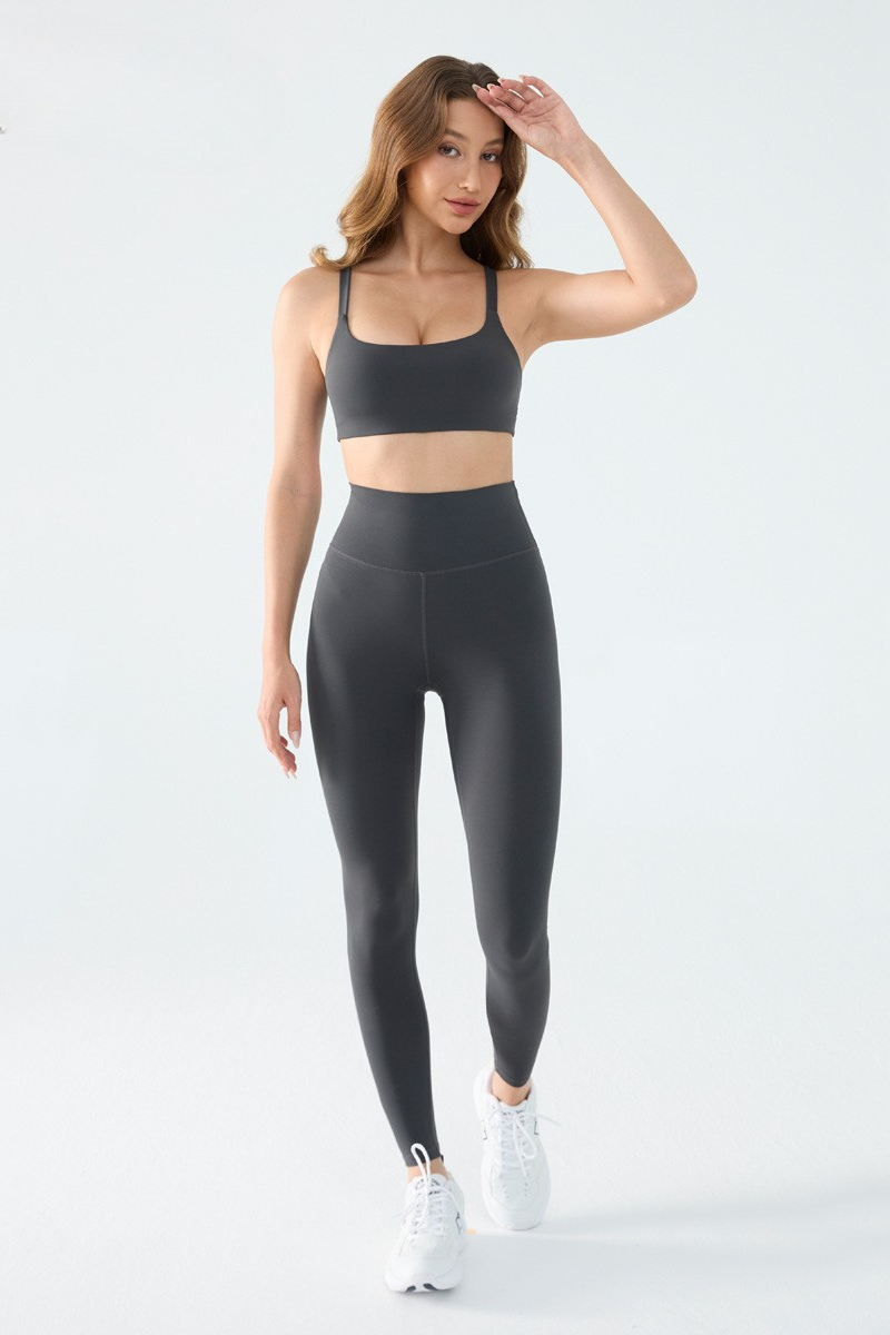 Women's Colorful Print Sports Bra And High Rise Leggings Set