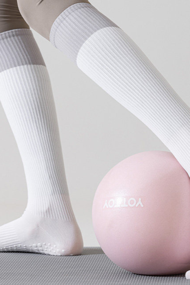 Color Block Non-Slip Knee-High Yoga Five-Toe Socks