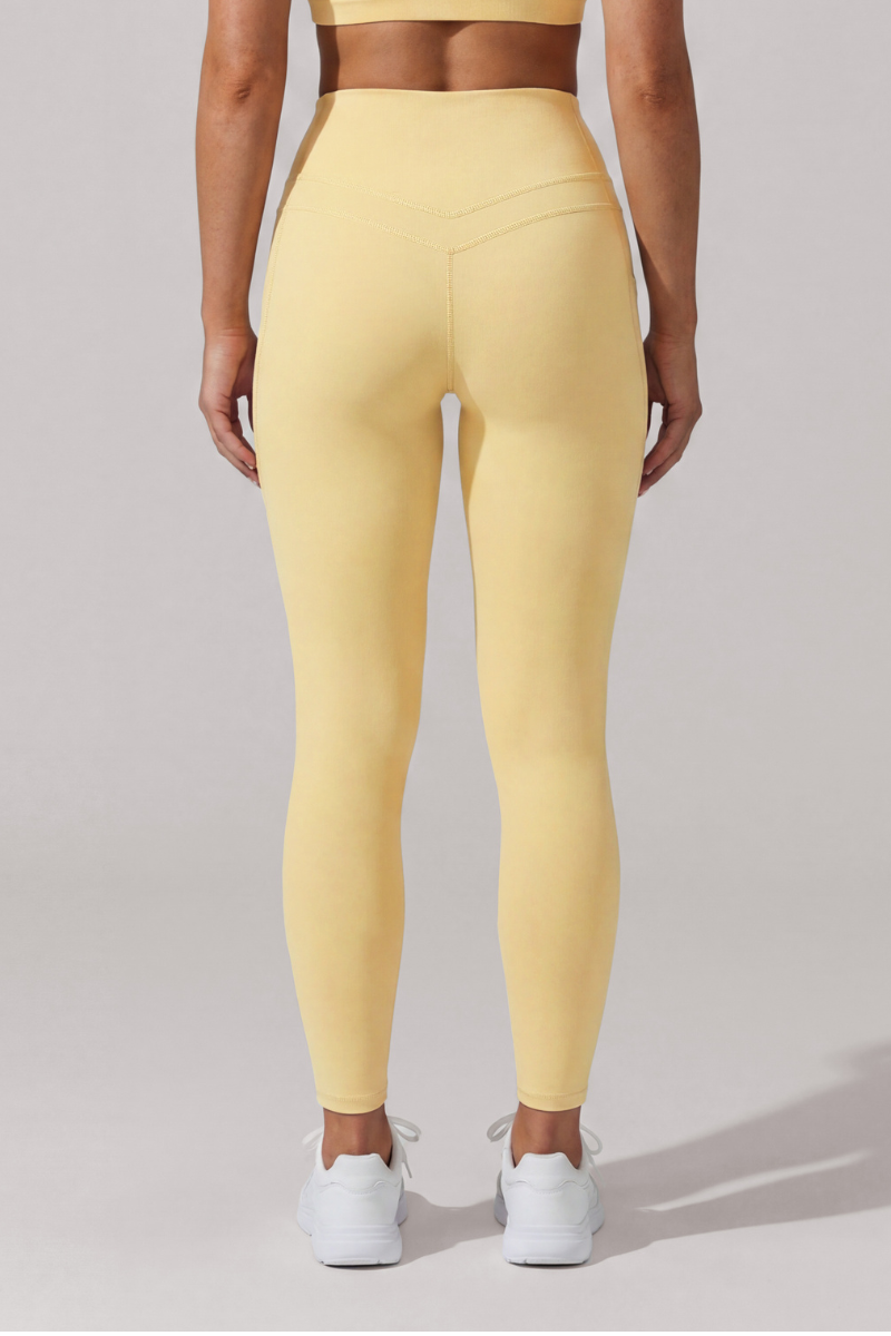 Women's Athletic High Rise Peach Butt 9/10 Yoga Leggings