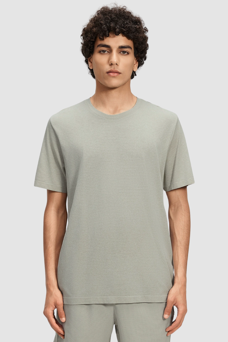 Men's Summer Seamless Round-Neck Solid Sports Tee