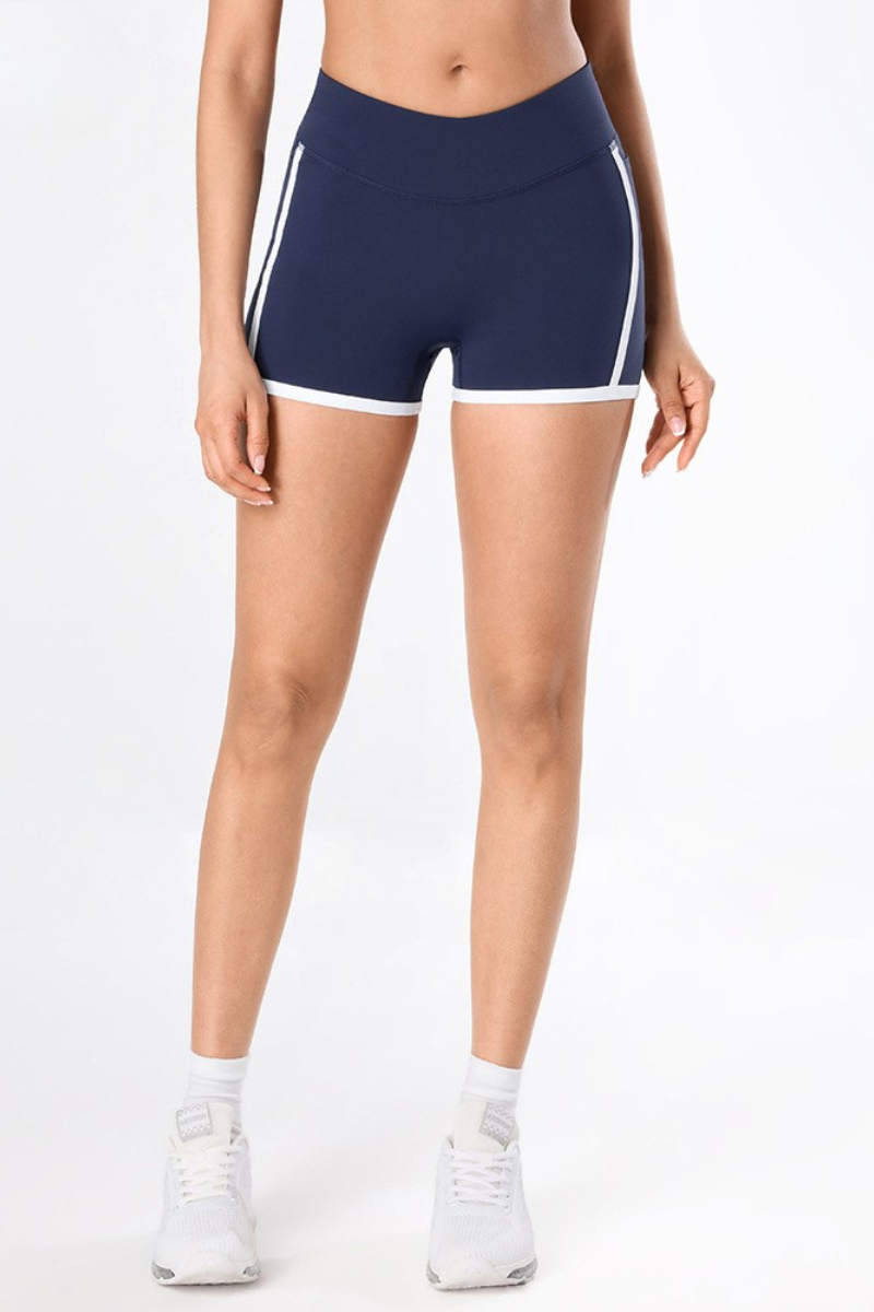 Women's Contrast Trim Side Pocket Workout Yoga Shorts