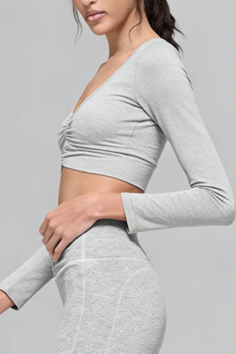 Women's Athletic V-Neck Ruched Cropped Long-Sleeve Top
