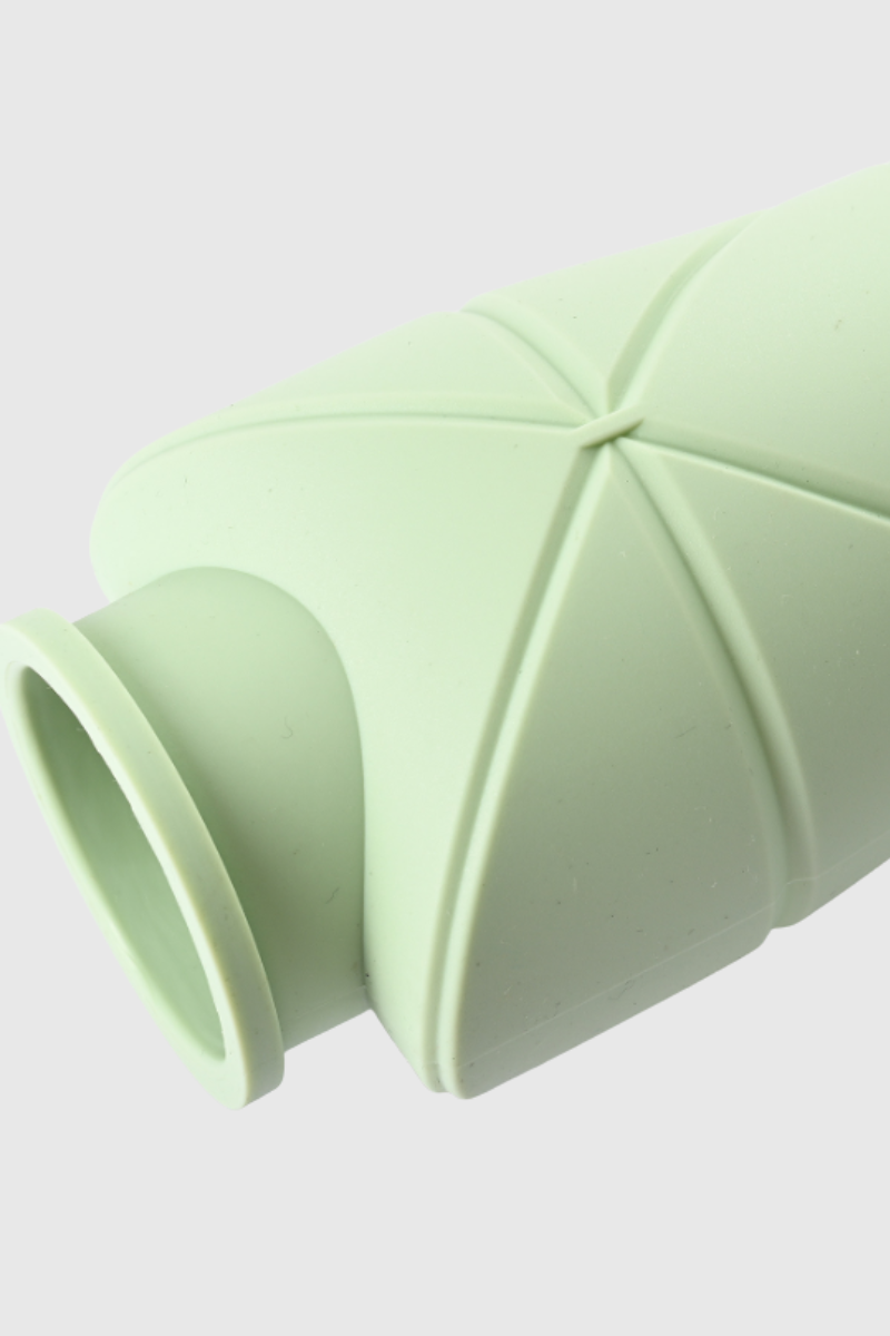 Silicone Collapsible Outdoor Portable Water Sports Bottle