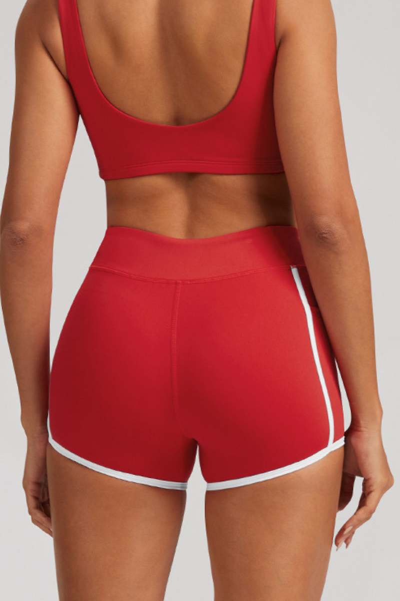 Color-contrast yoga shorts