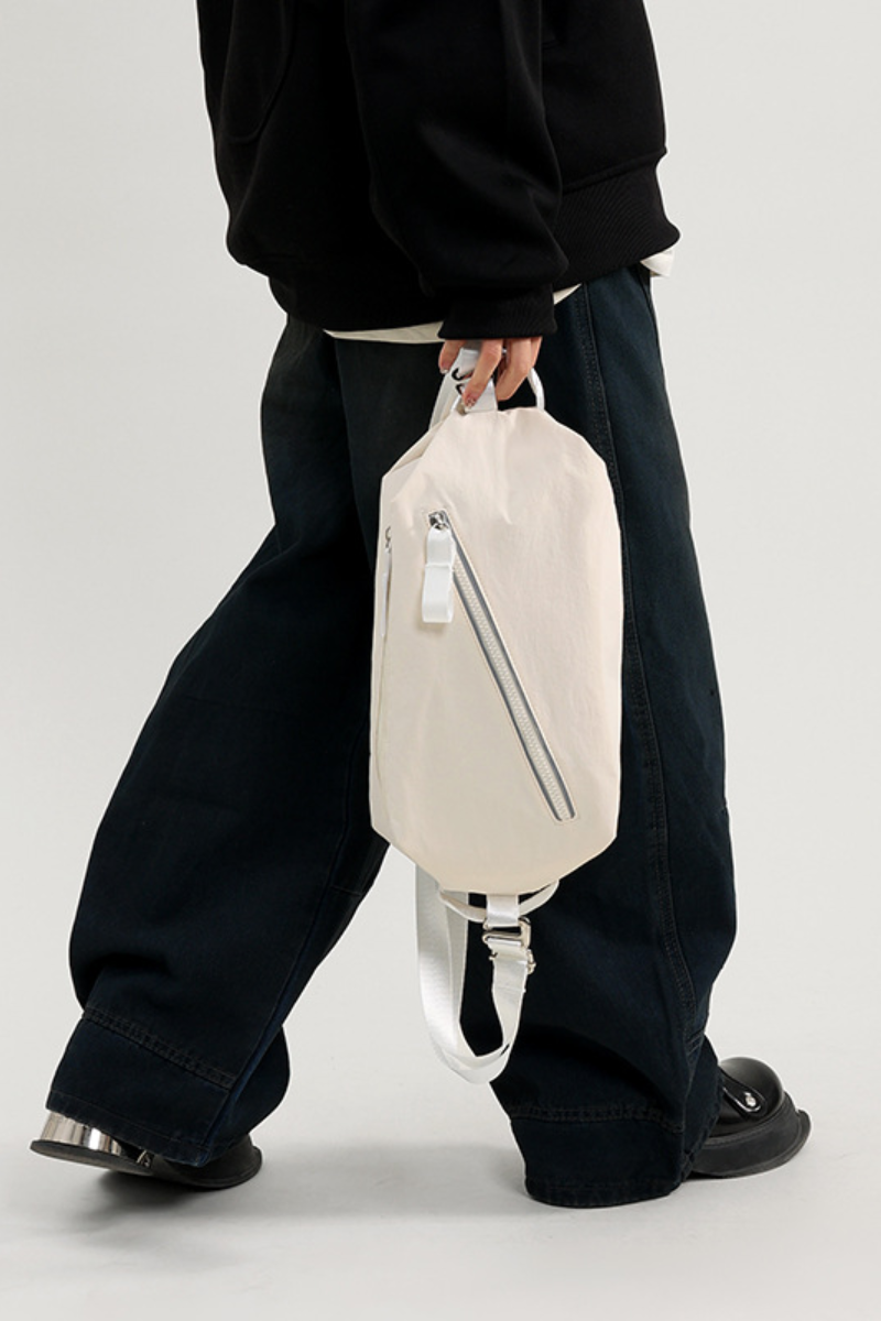 Fashionable Waterproof Cross-Body Cycling Fitness Bag