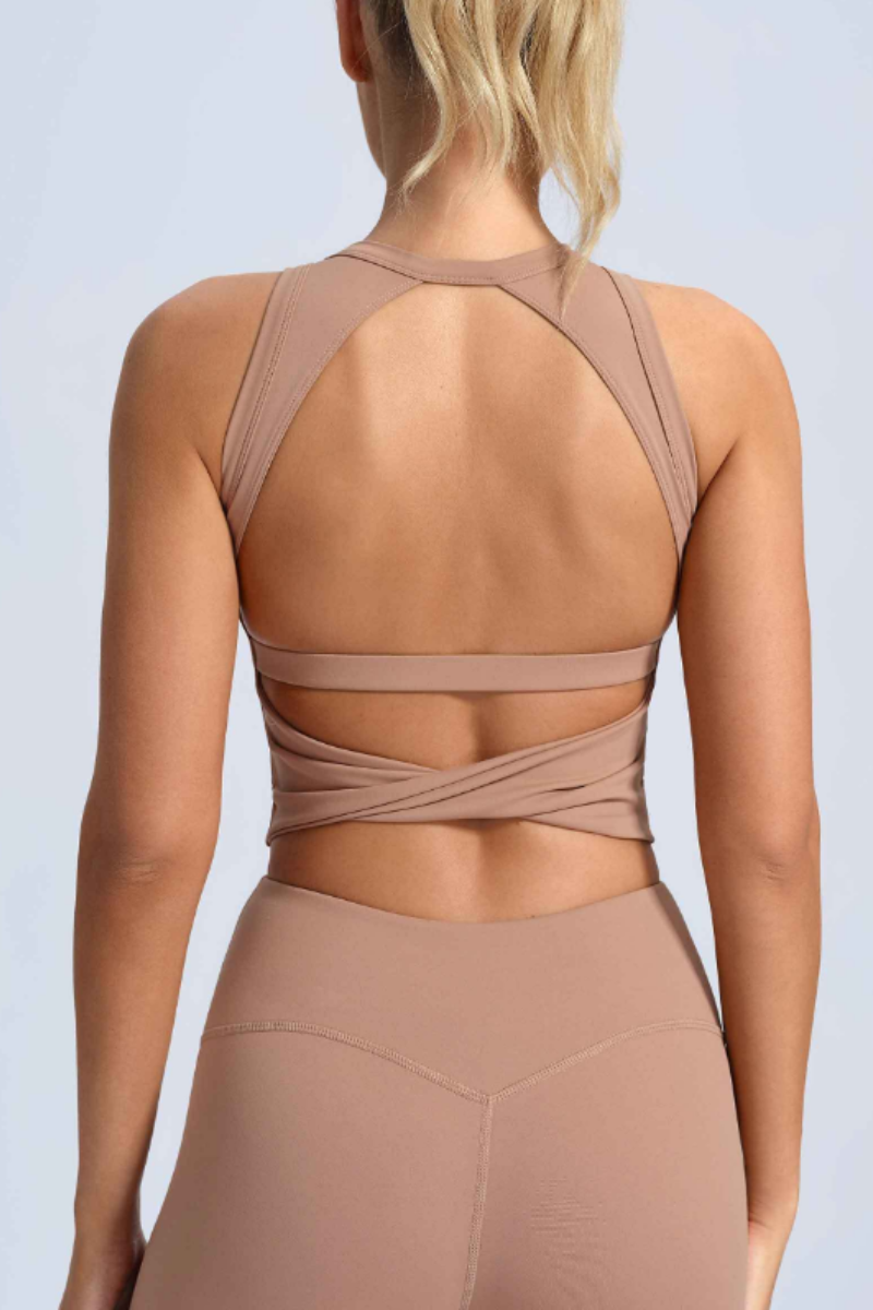 Women Sport Sets:Cut Out Tank Top And Capri-Length Leggings