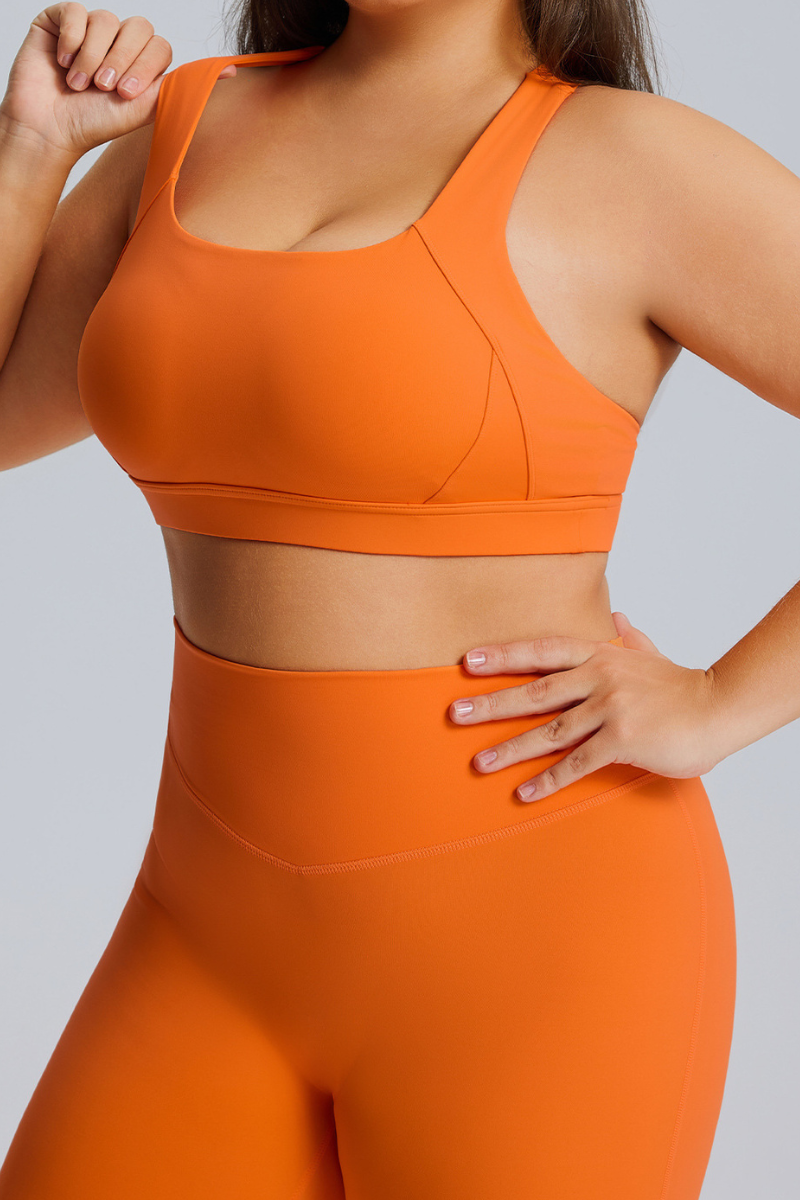 Plus Size Women's  U-neck Cross Back Athletic Bra