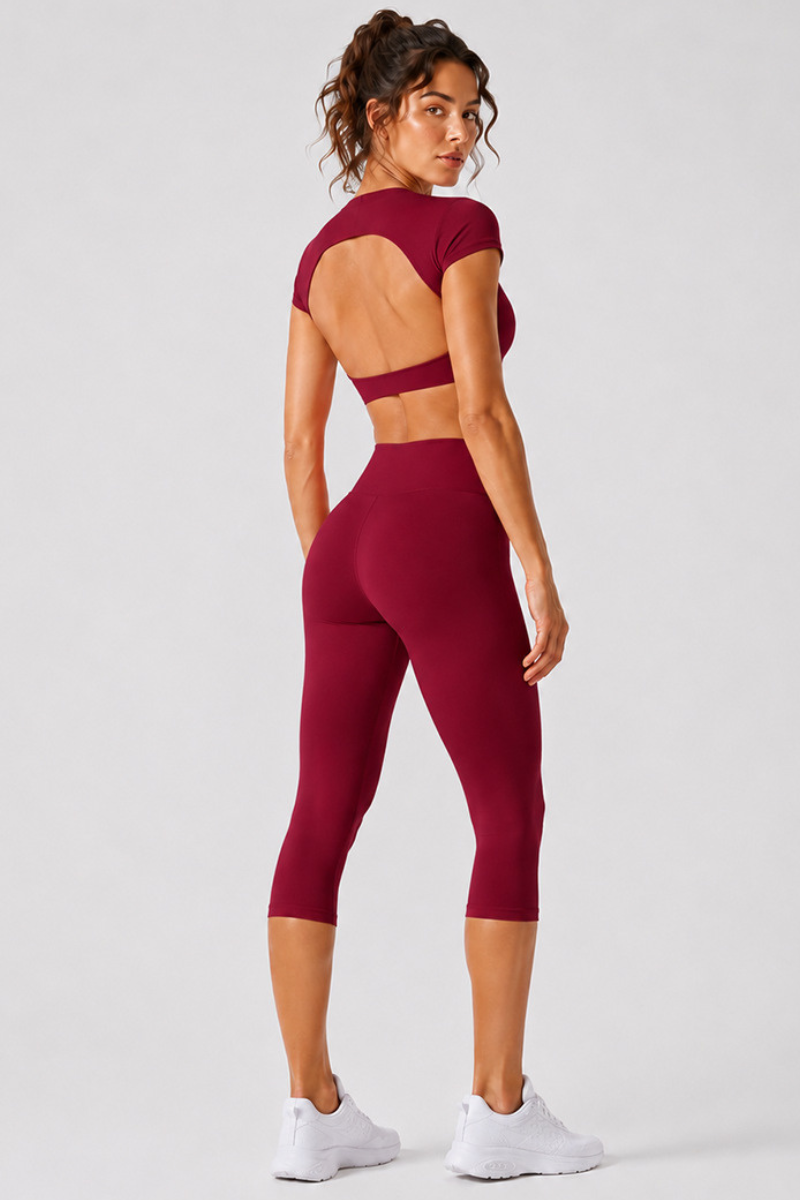 Women's Cropped T-shirt & Capri Leggings Workout Yoga Sets