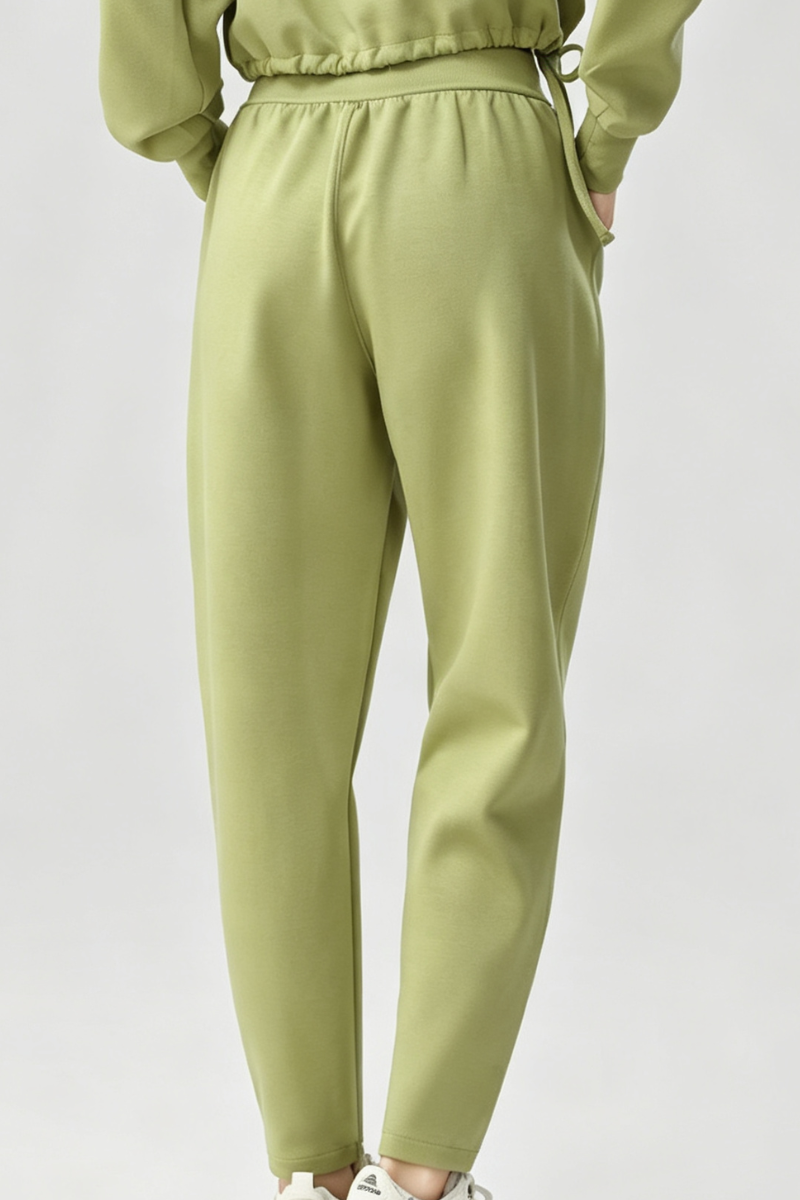 Women's High Rise Joggers with Pleated Waist and Side Pocket