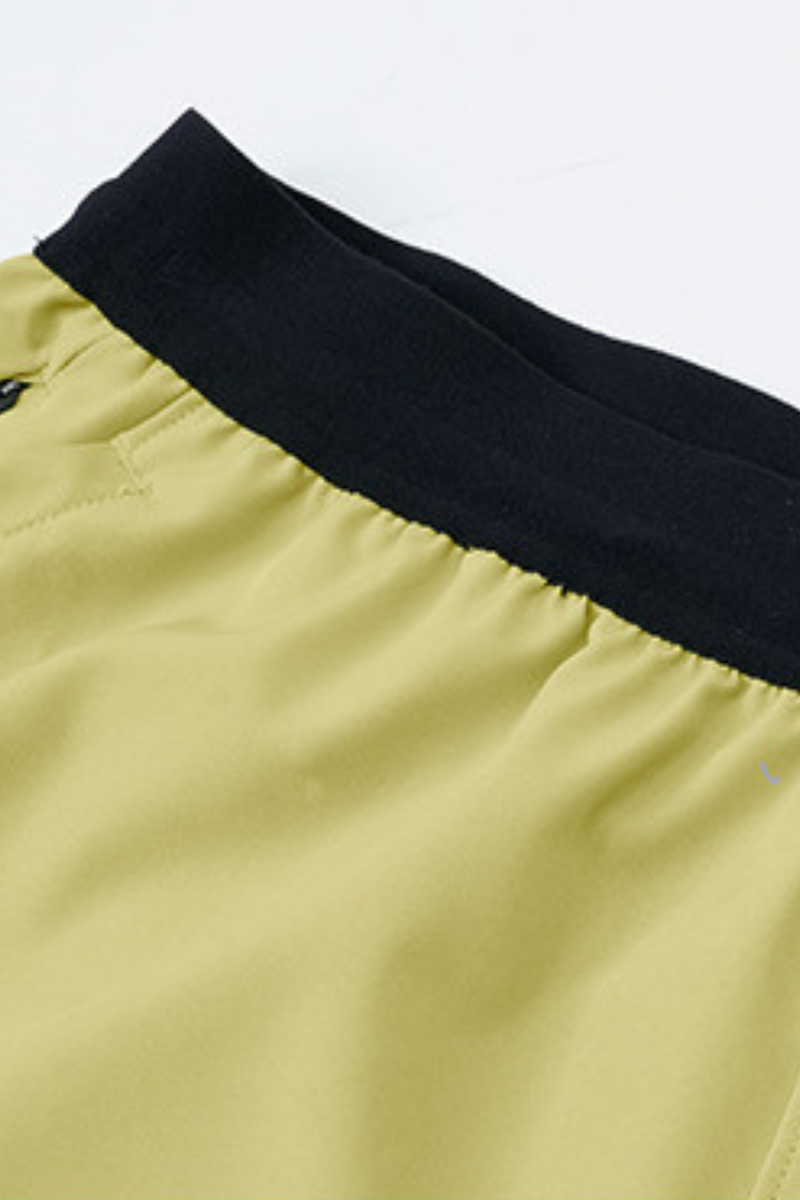 Men's Hidden Zipper Pocket Contrast Waistband Athletic Short