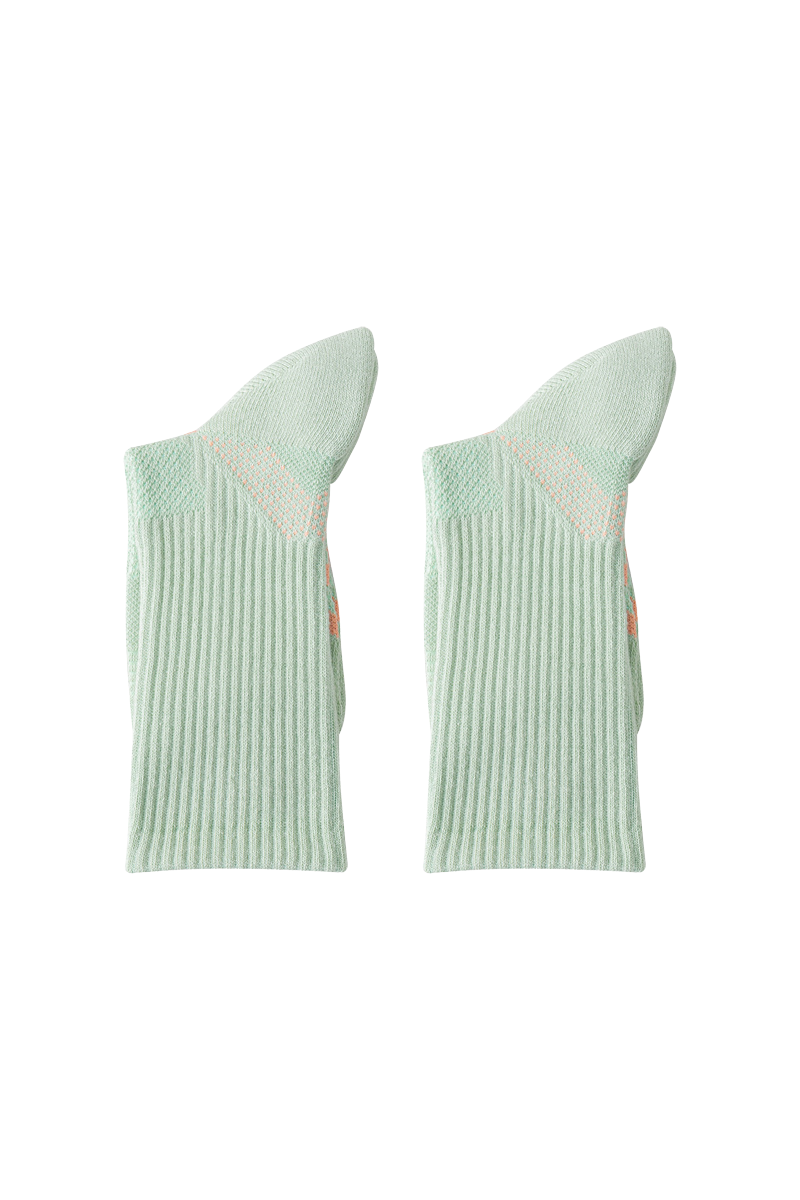 Women's Moisture-Wicking Shock-Absorbing Crew Socks