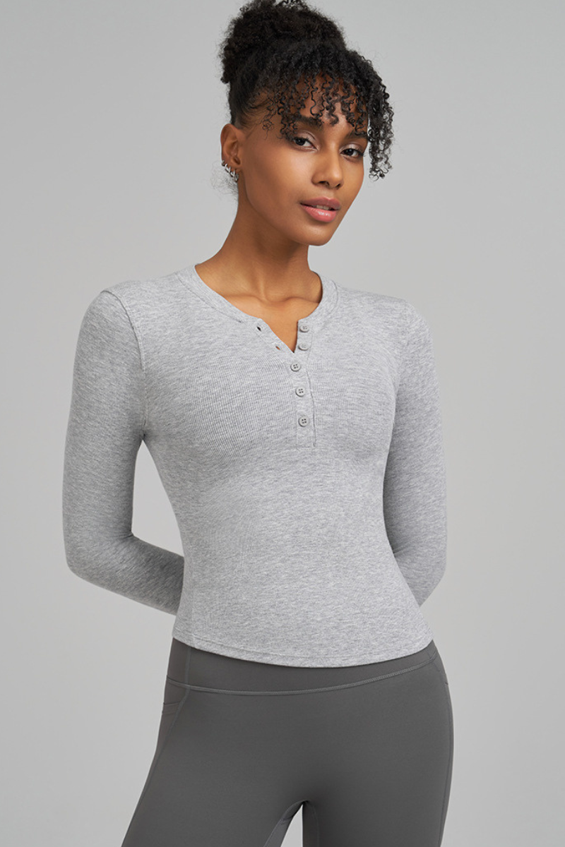 Women's long-sleeved, form-fitting sports top